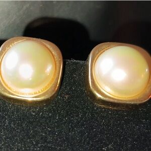 Vintage Christian Dior Pearl Gold Earrings Clip On 3/4"